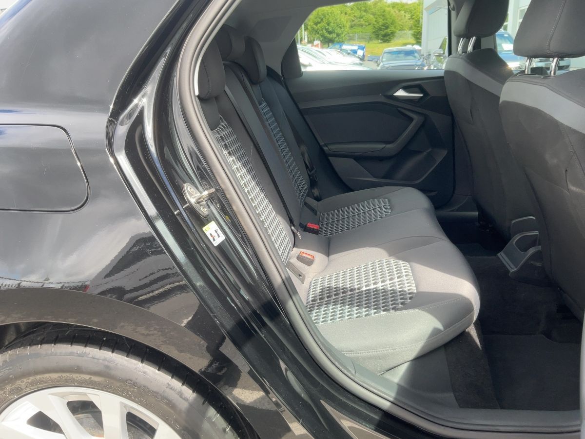 Audi A1 Sportback 25 TFSI ADVANCED - Samsaru's Car Outlet