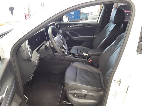 Volkswagen Tiguan R-Line 2.0TSI DSG 4Motion +AHK+LEDER+STDH