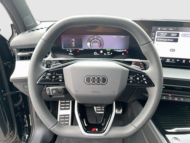 Audi Q3 SUV TDI S-tronic S line AHK+ACC+LED+NAVI+PANO