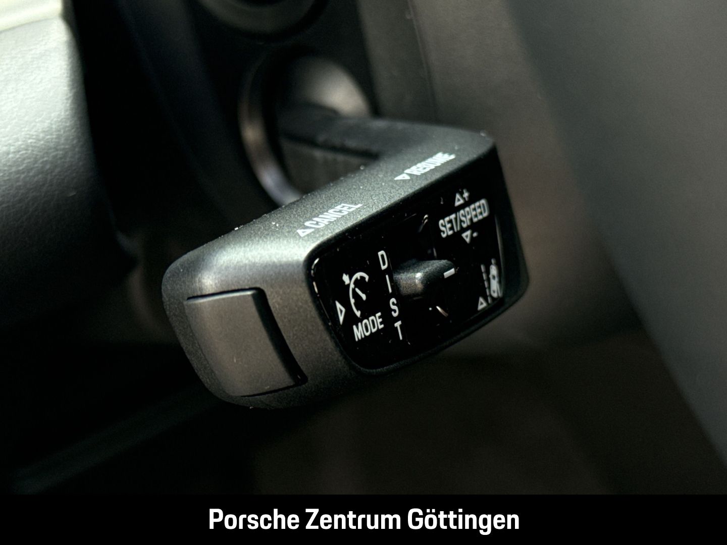 Porsche Macan 4 Kupferrubin BOSE Panorama Luftfederung