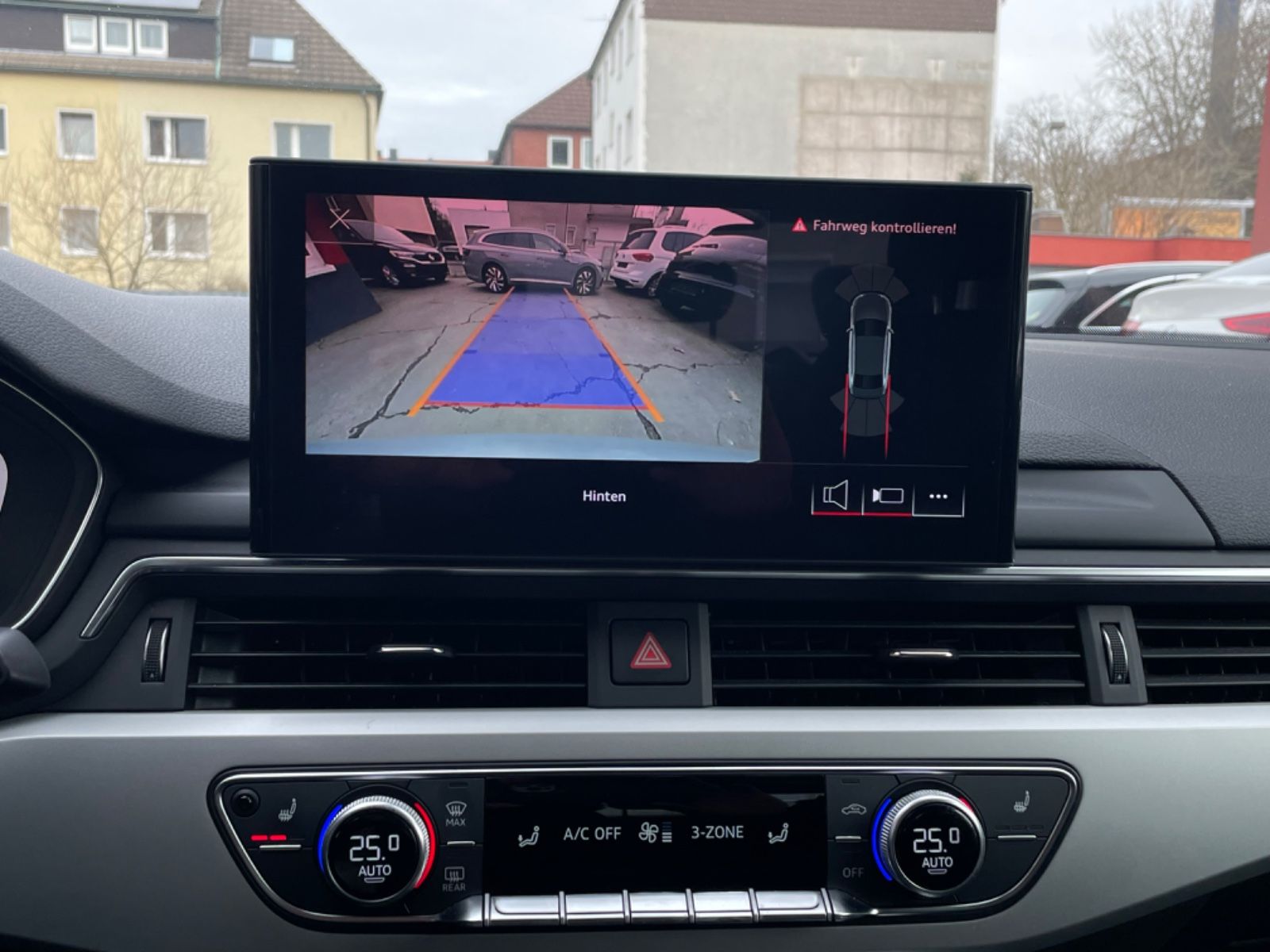 Audi A4 Lim. 40 TDI quattro advanced