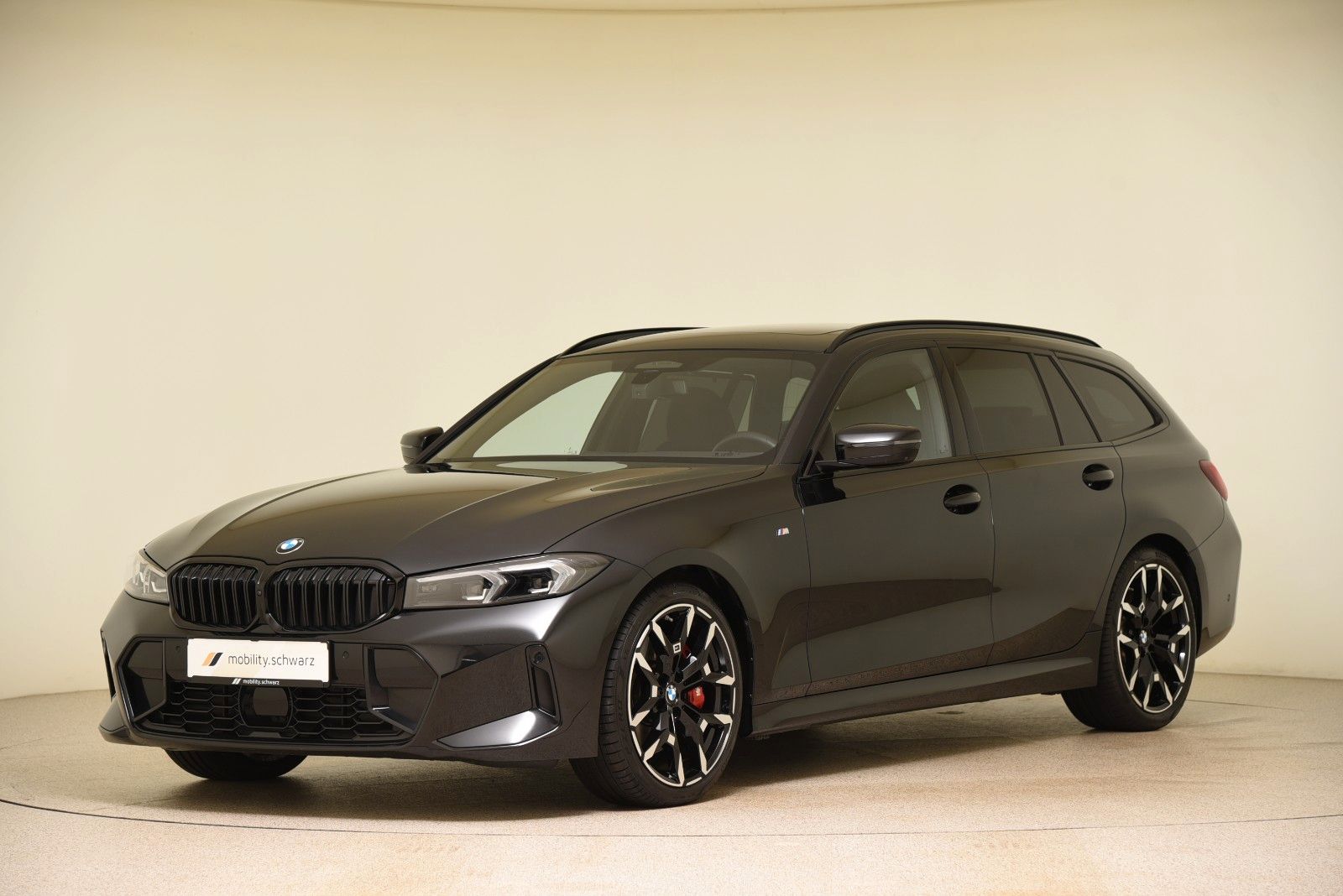 BMW 320d Touring xDrive M Sport Pro Pano StandHzg