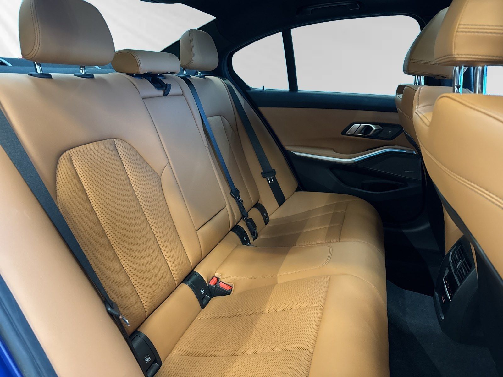 BMW 330e M Sport|Glasdach|Head-Up|H/K