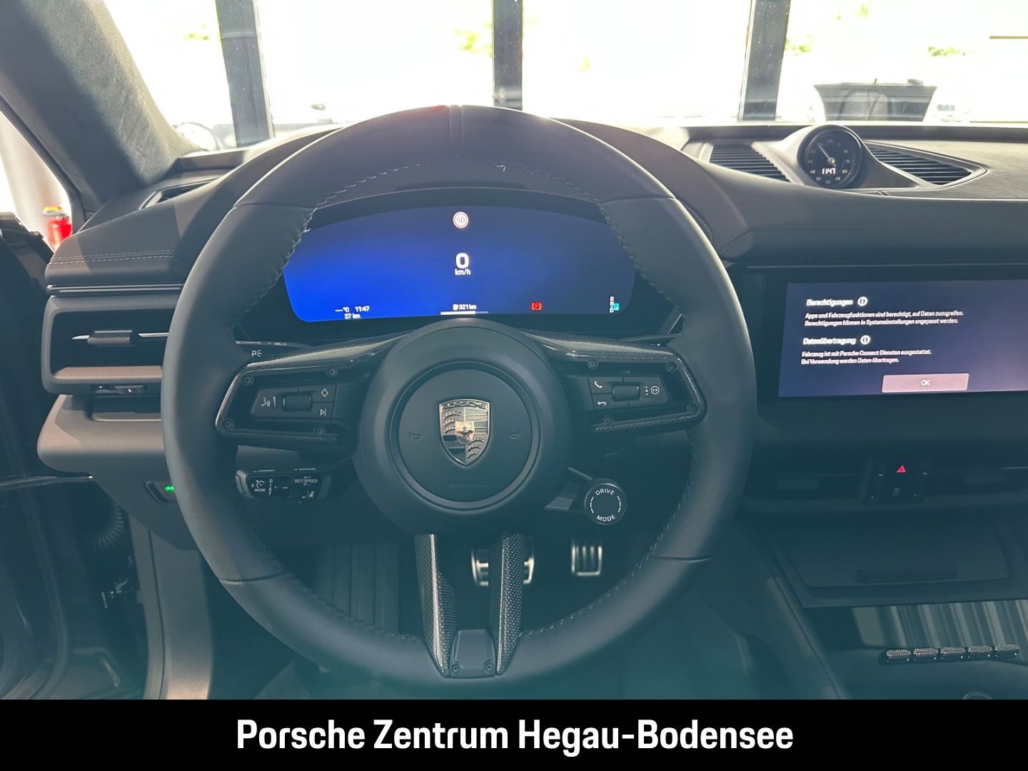 Porsche Macan Turbo/Electric Sport/Hinterachslenkung/Mat