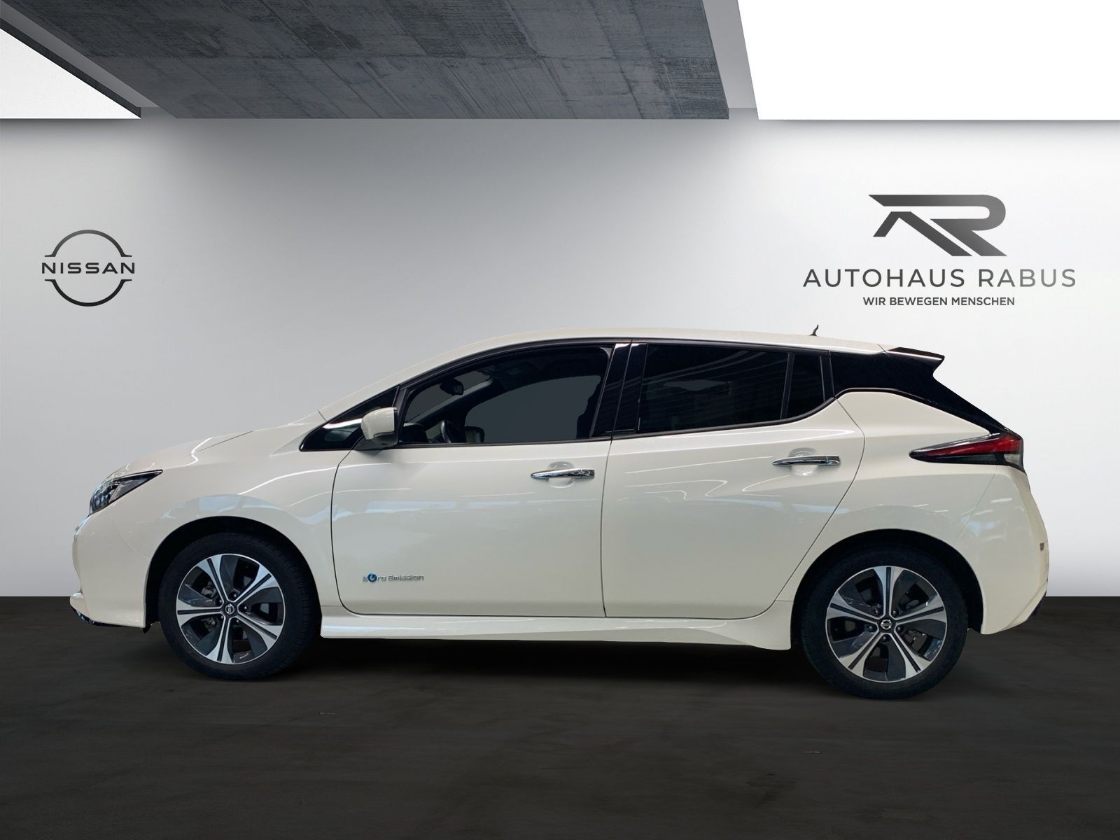 Nissan Leaf 62 kWh e+ Tekna - Samsaru's Car Outlet