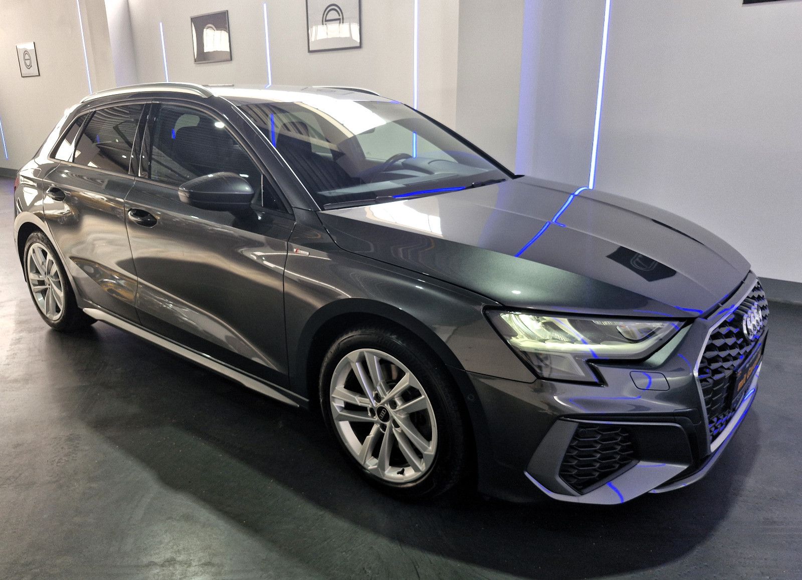 Audi A3 Sportback 35 TFSI 2xS Line - Samsaru's Car Outlet
