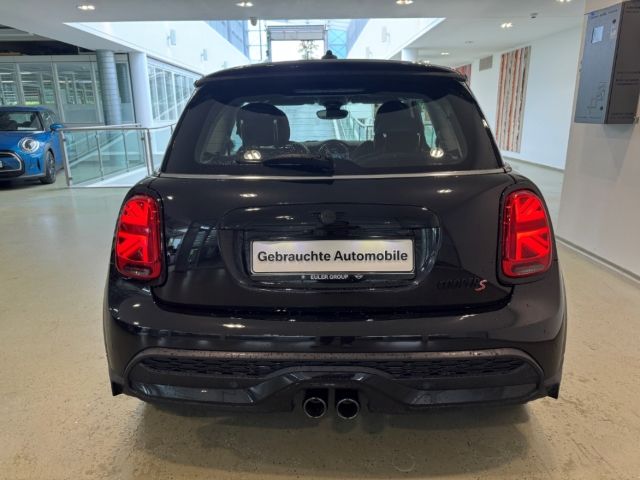 MINI Cooper S - Samsaru's Car Outlet