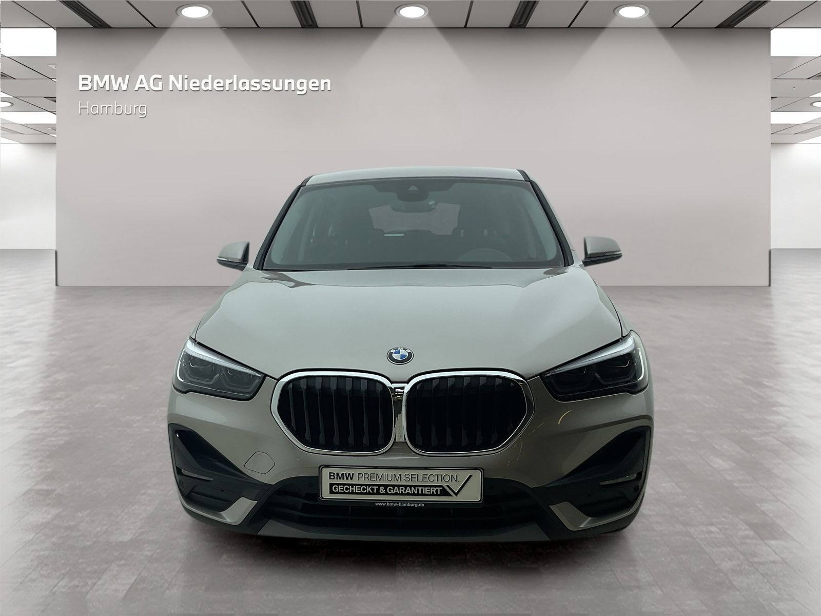 BMW X1 xDrive18d Sportsitze - Samsaru's Car Outlet