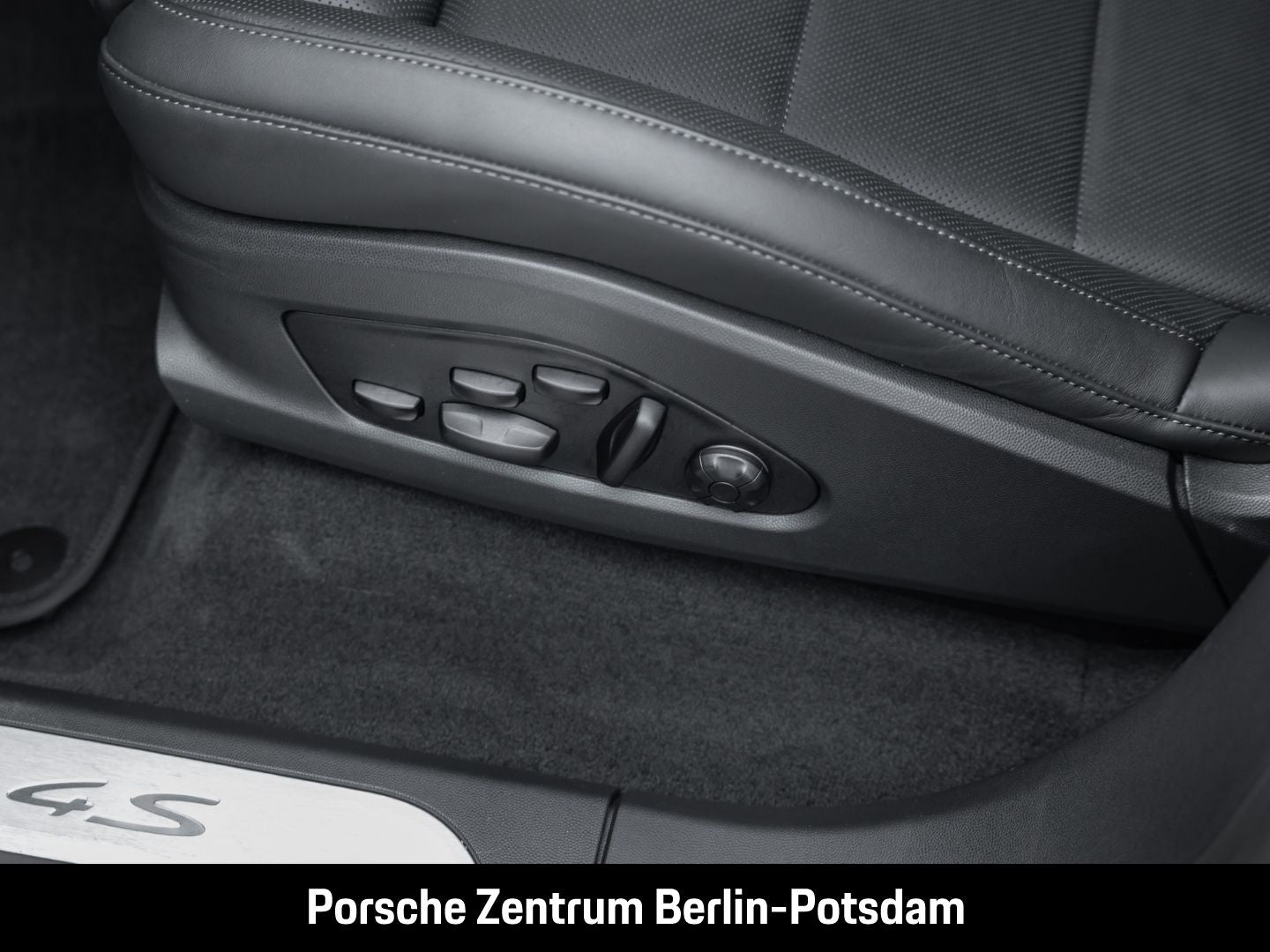 Porsche Macan 4S Luftfederung Surround-View BOSE 20-Zoll