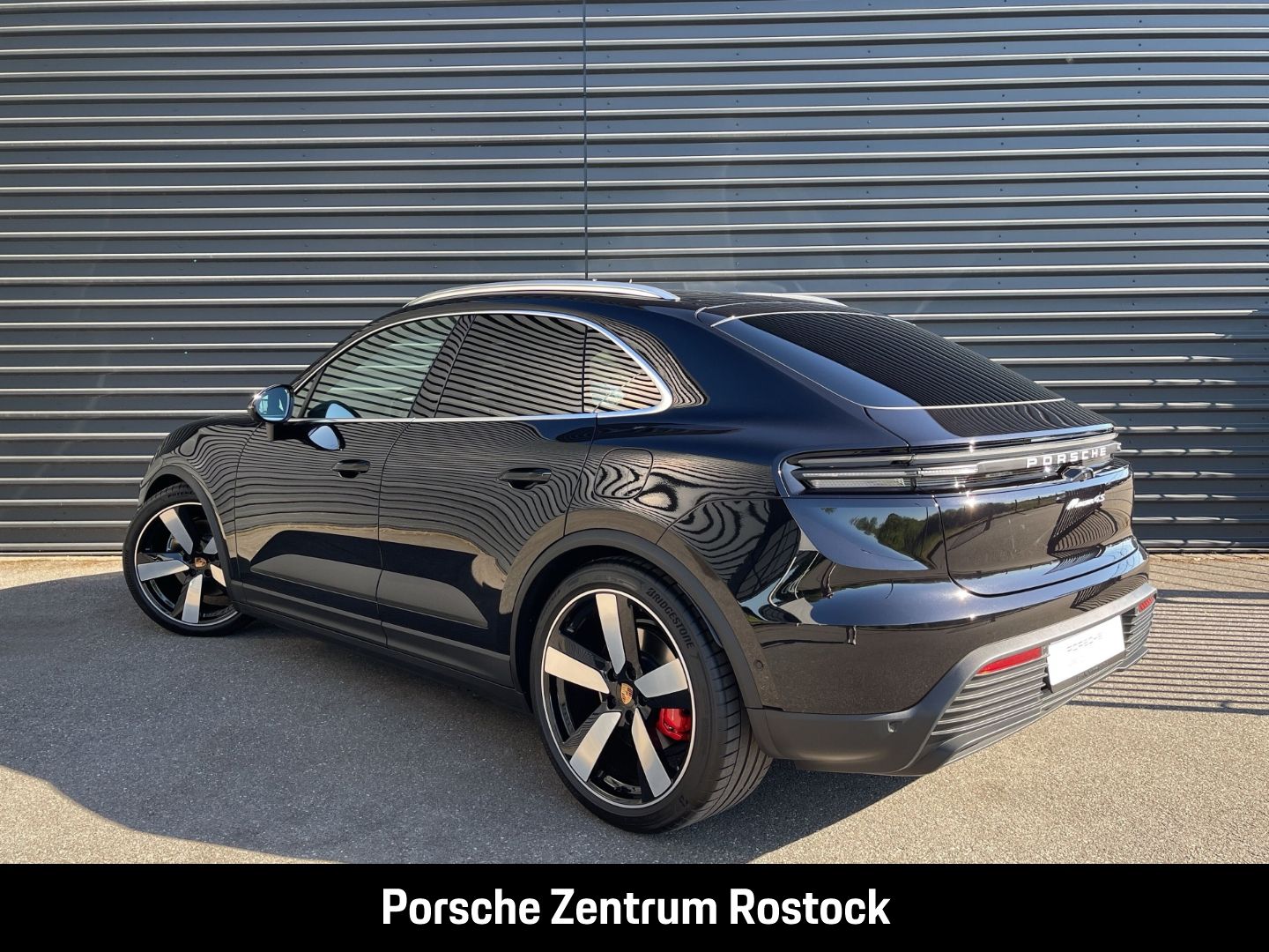 Porsche Macan 4S BOSE LED-Matrix Panorama Surround-View