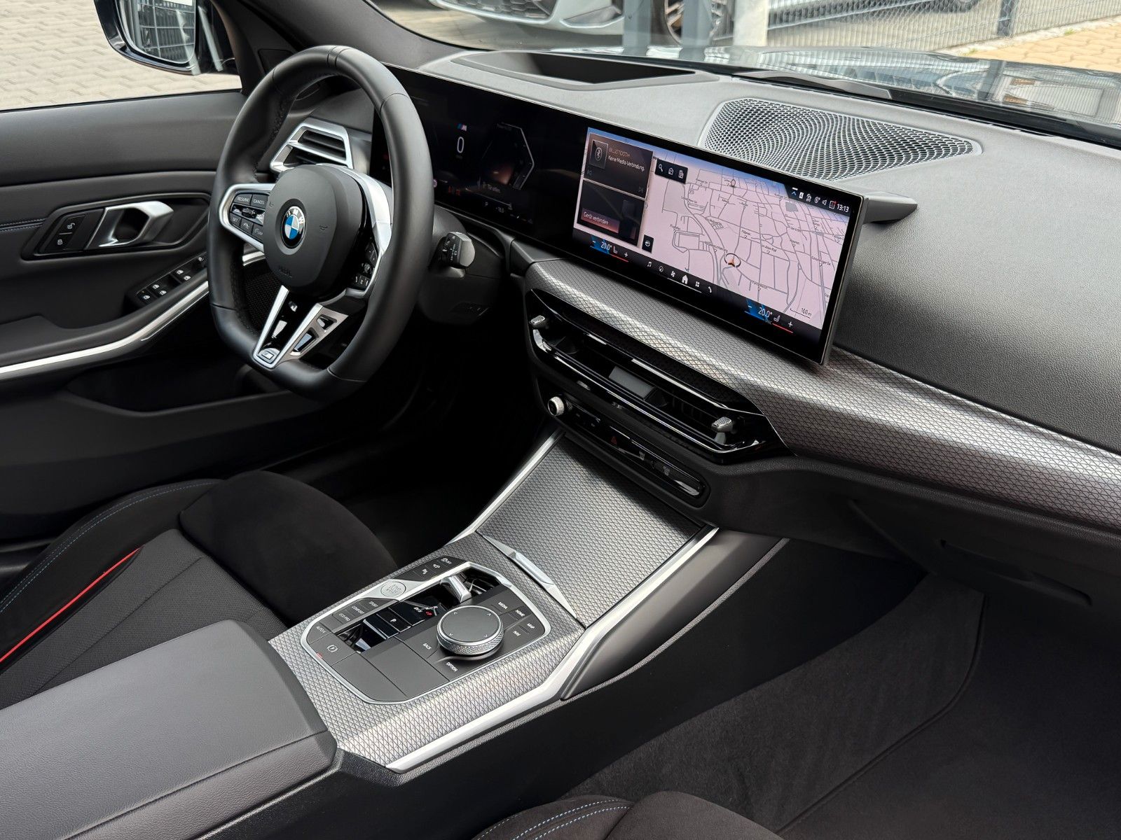 BMW 320d D M Sport AHK HuD 360° hifi ACC