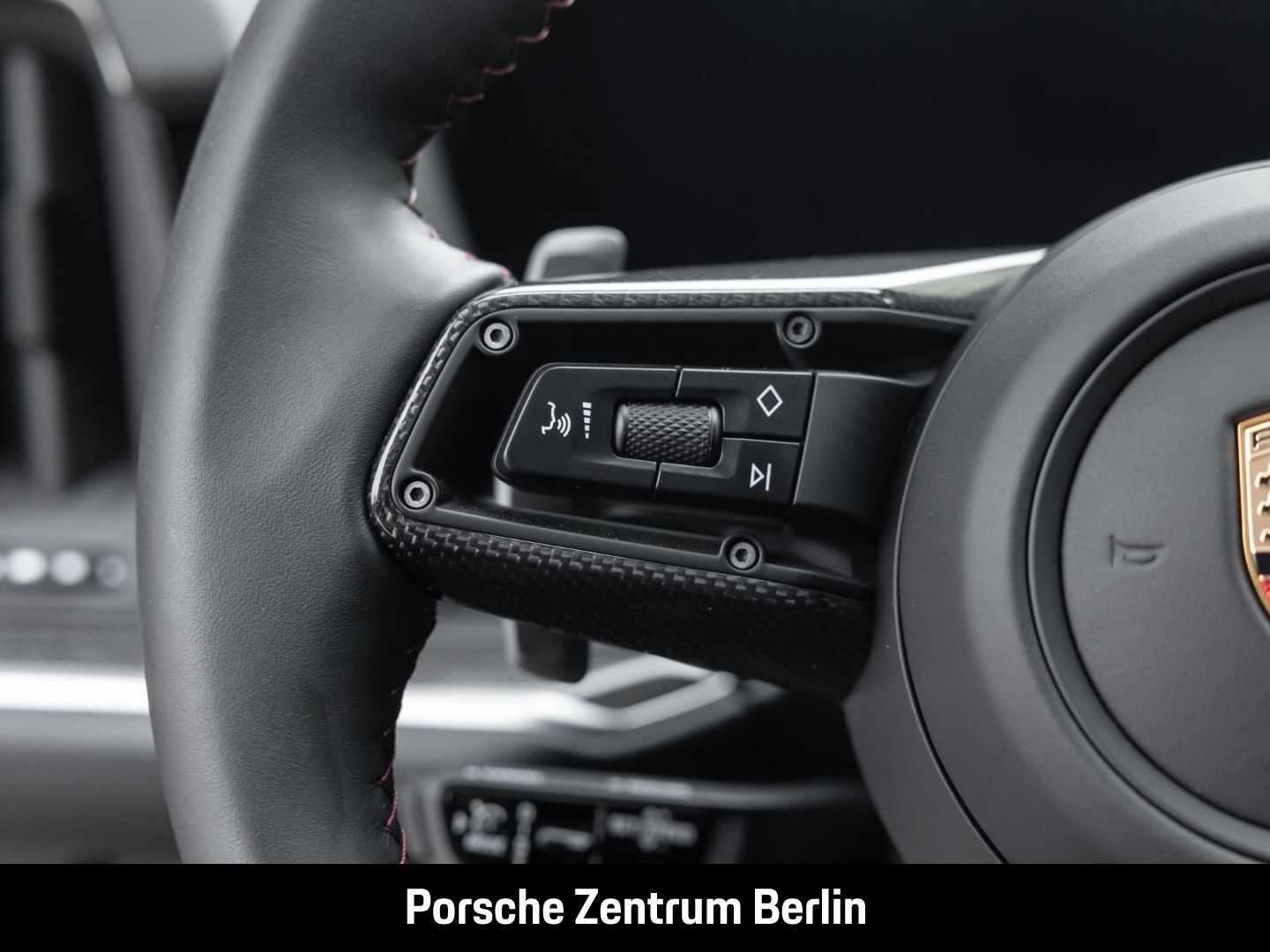 Porsche Cayenne S E-Hybrid Burmester Sportabgasanlage