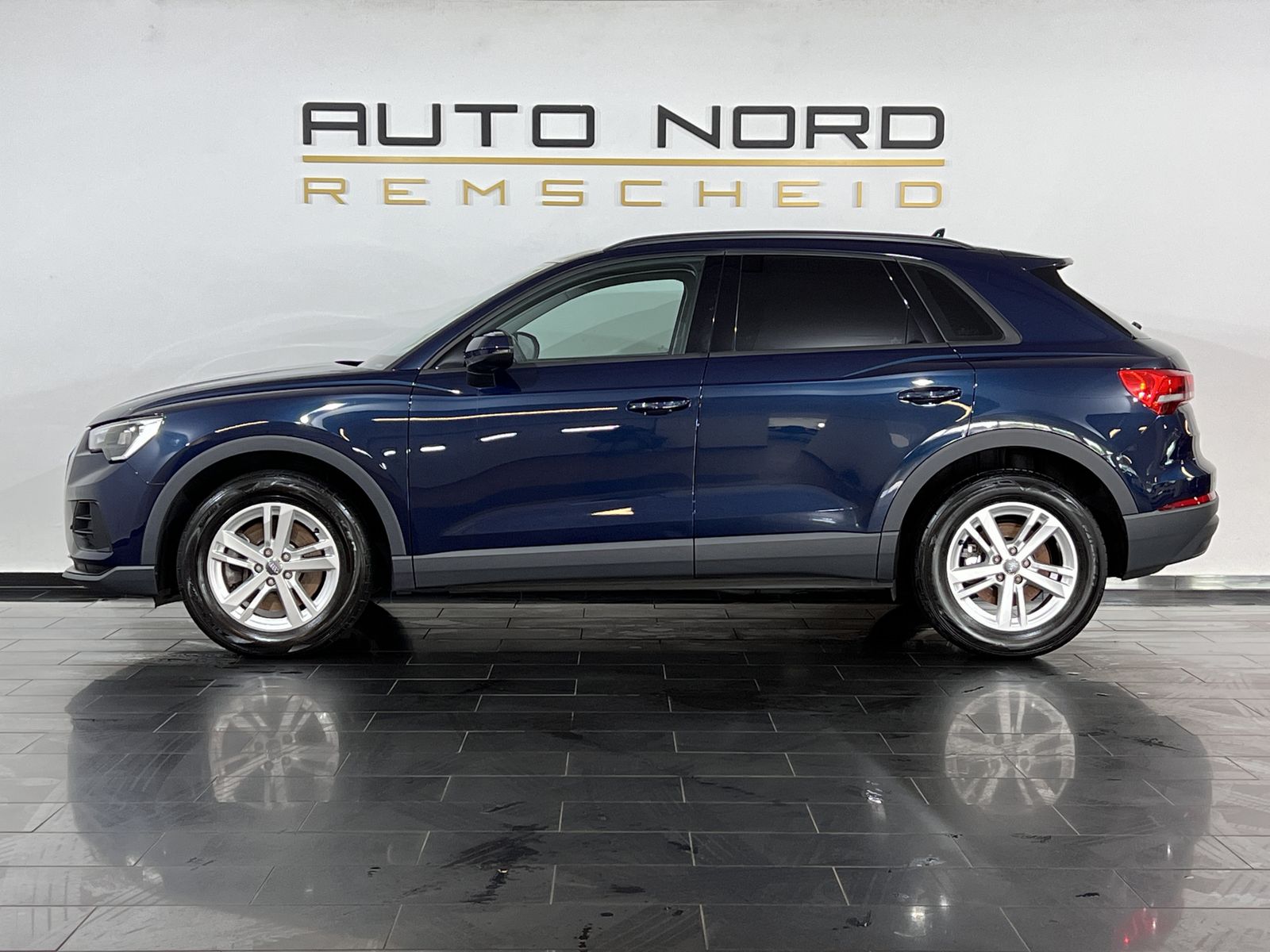 Audi Q3 40 TFSI quat. - Samsaru's Car Outlet