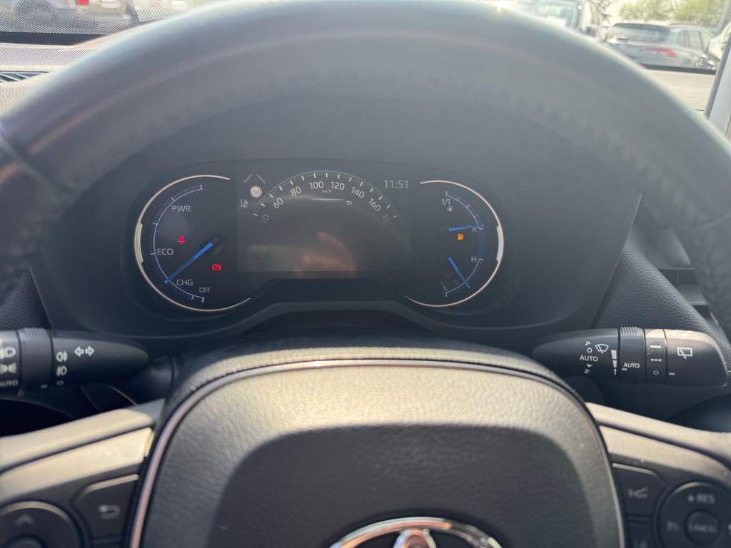Toyota RAV 4 2.5 4x2 Hybrid Club - Samsaru's Car Outlet