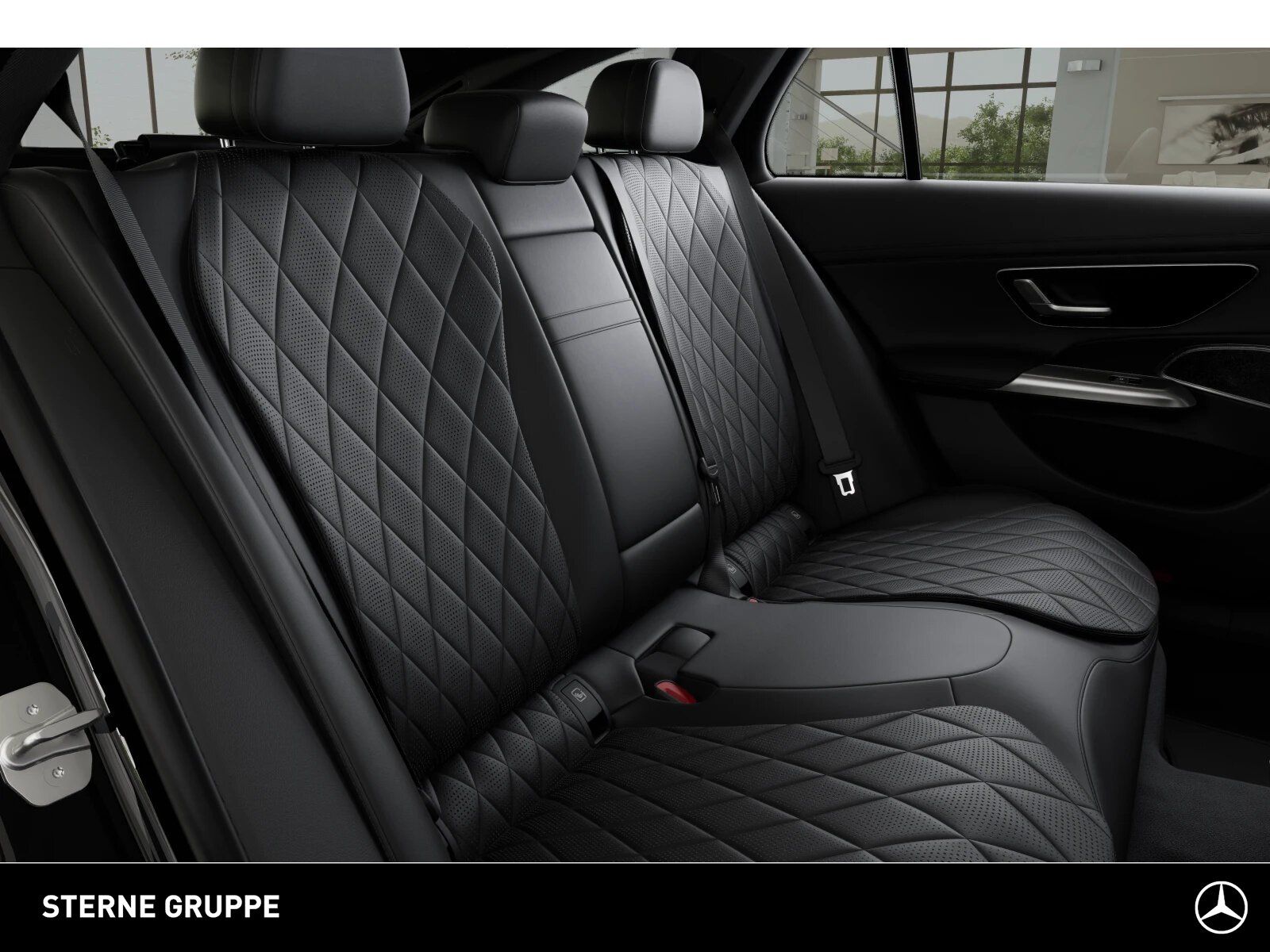 Mercedes-Benz E 450 d 4M T AMG NIGHT AHK Pano Distro Leder HUD