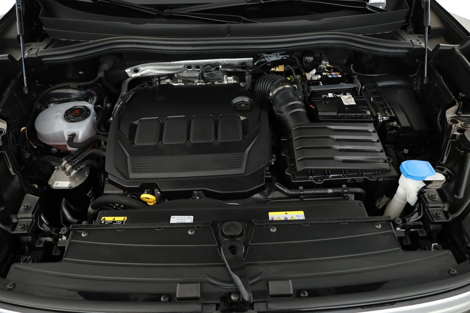 Volkswagen Tiguan 2.0 TDI 4M DSG R-Line Leder Pano Navi 360