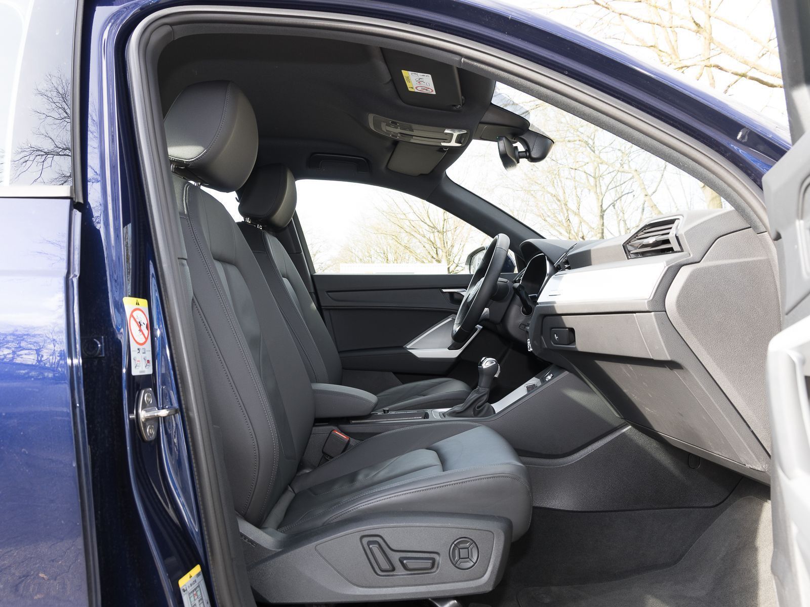 Audi Q3 40 TFSI Q ADVANCED - Samsaru's Car Outlet