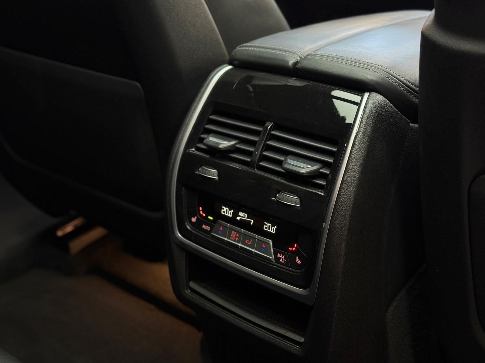 BMW X6 30 d xD M Sport*Pano*SKY*HuD*Luftf*Massage*