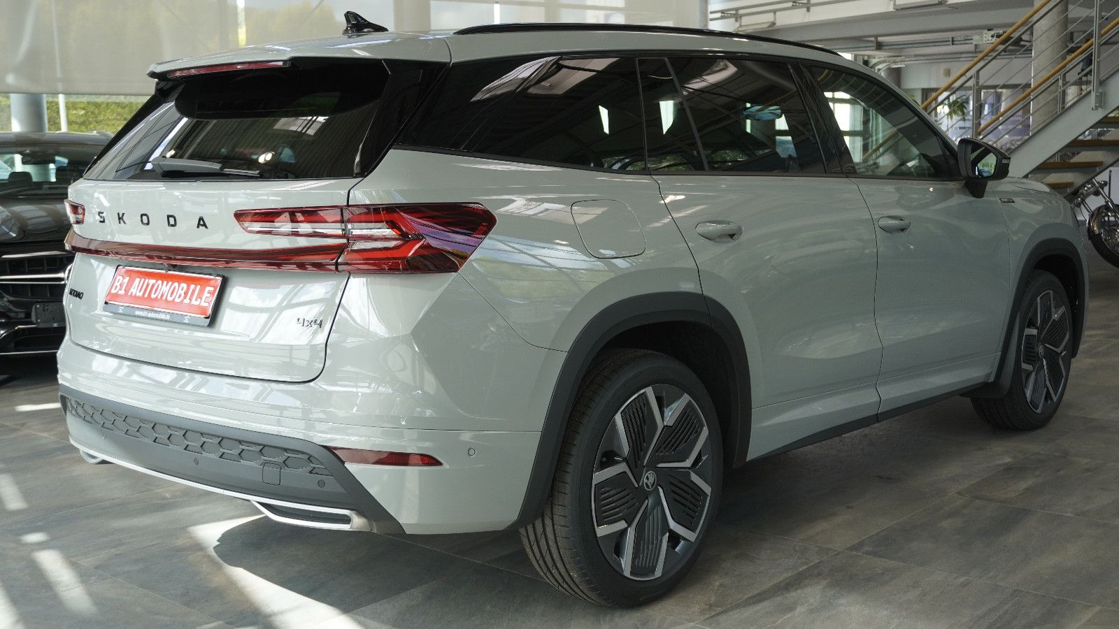 Skoda Kodiaq 2.0 TDI 4x4 Sportline*AHK*PANO*STHZ*HEAD