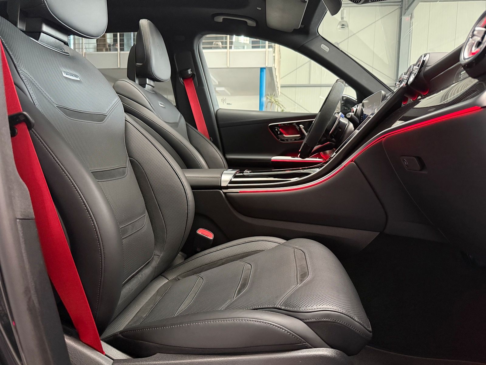 Mercedes-Benz GLC 63 AMG S E PERF 4M PREMIUM+ AHK UVP:145.591