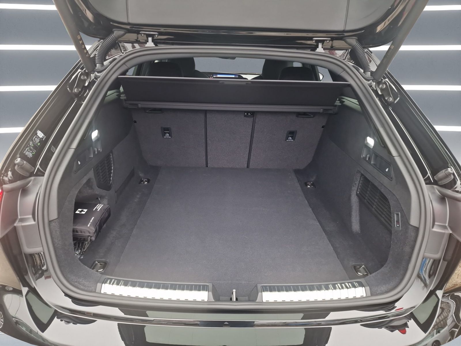 Audi A5 Avant TDI qu 2x S line MATRIX AHK HuD B&O 19"