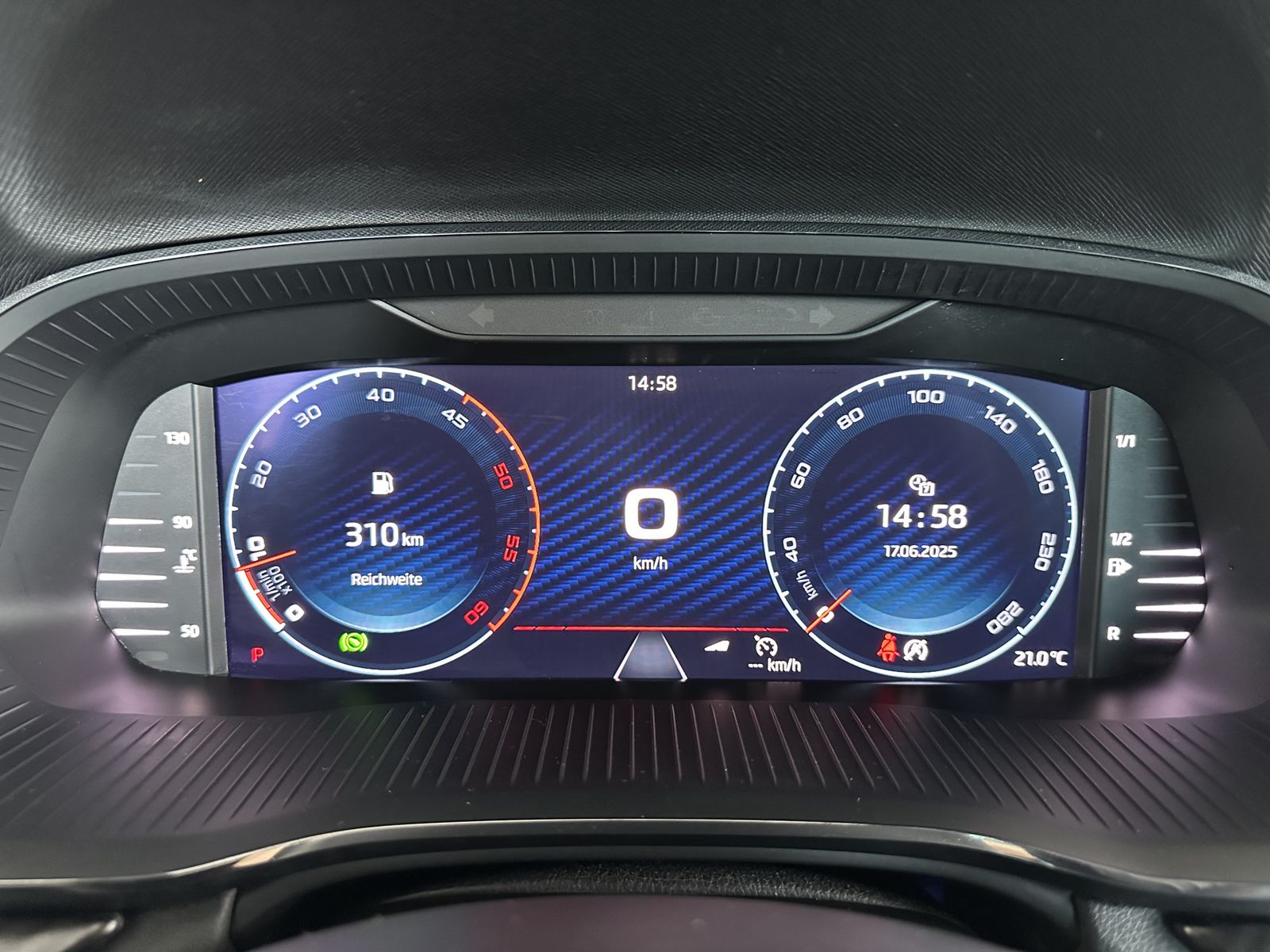 Skoda Octavia Combi RS 4x4 - Samsaru's Car Outlet