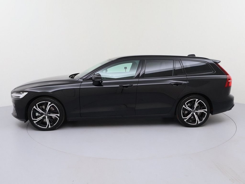 Volvo V60 T6 Plus Dark Recharge Plug-In Hybrid AWD LED