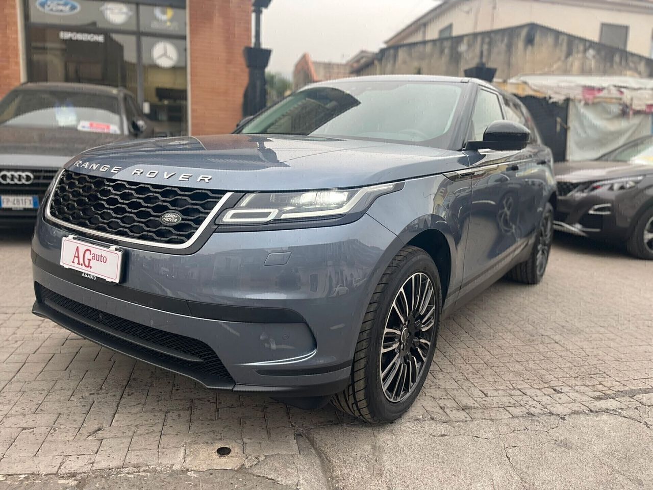 Range Rover Velar 2.0D - Samsaru's Car Outlet