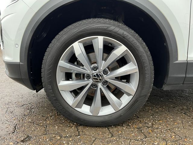 Volkswagen T-Roc Style 1.5l TSI - Samsaru's Car Outlet