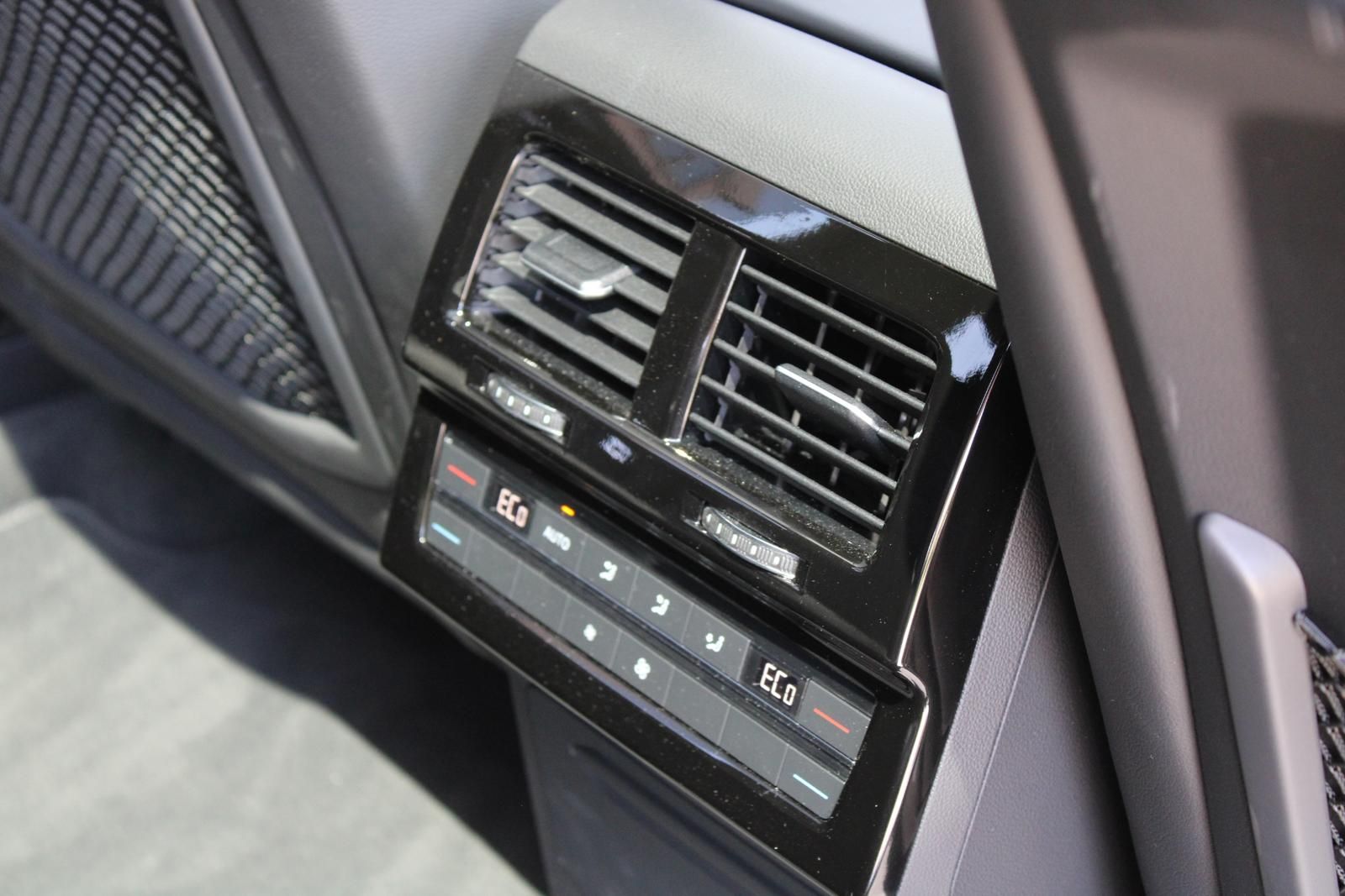 Volkswagen Touareg 4.0-V8-TDI *LAST-EDITION*R-LINE*Dynaudio
