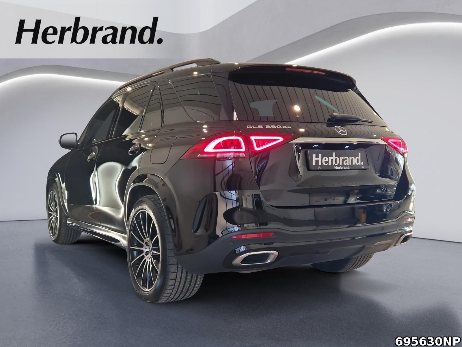 Mercedes-Benz GLE 350 de 4M AMG DISTONIC Memory Pano Burmester