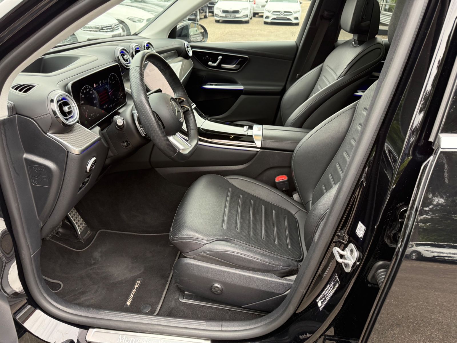 Mercedes-Benz GLC 220 d 4Matic*AMG-Line+Pano+AHK++Head-up*