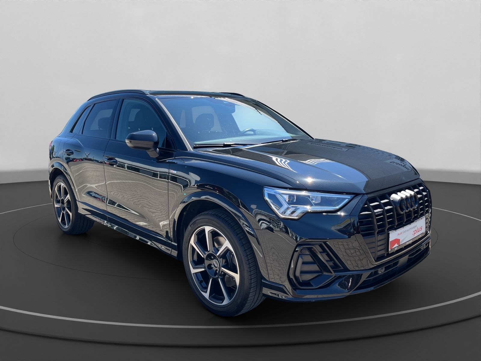 Audi Q3 40 TDI quattro S line Plus - Samsaru's Car Outlet
