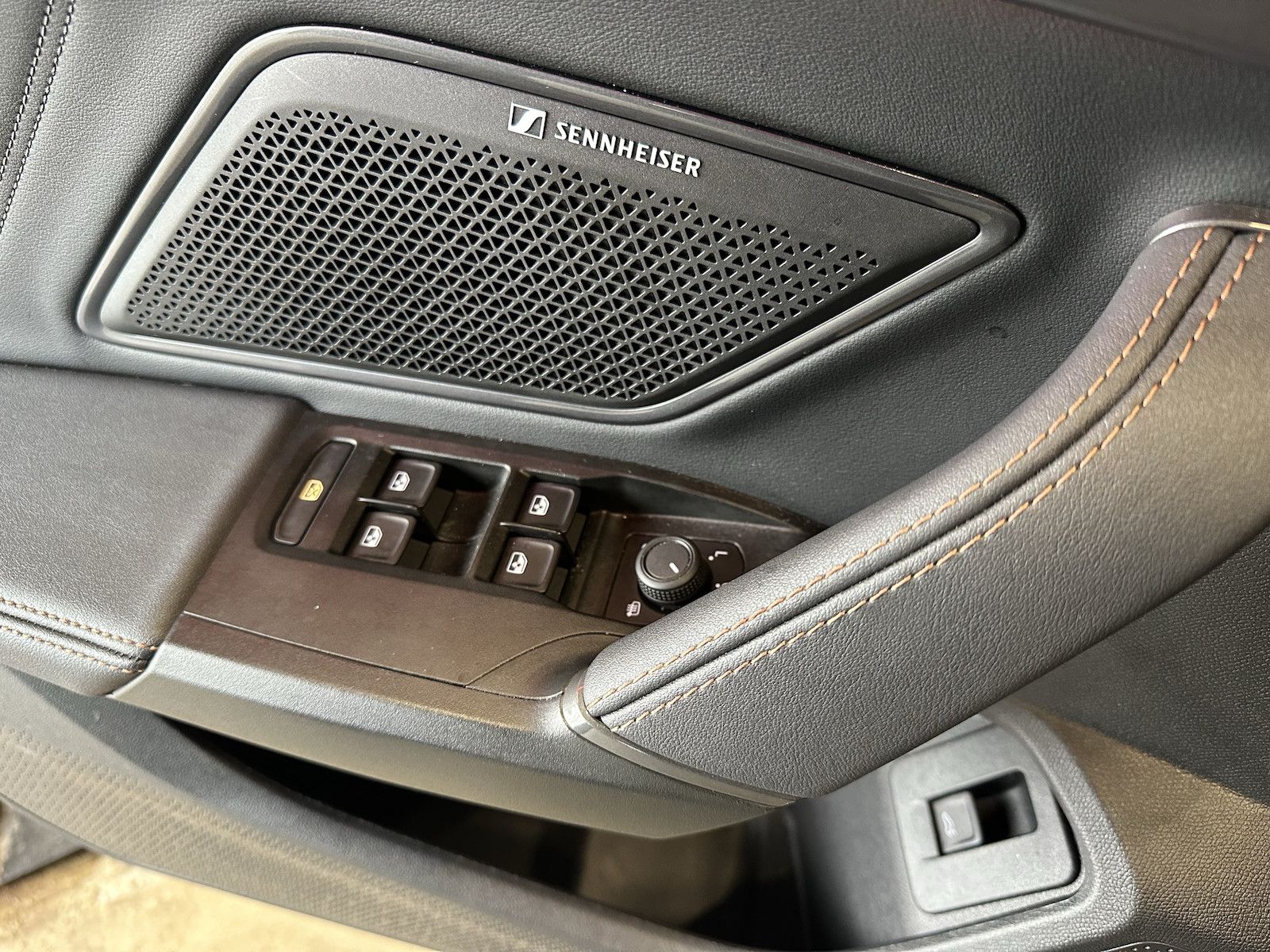 Cupra Formentor VZ 4Drive Leder Sennheiser AHK Skyline