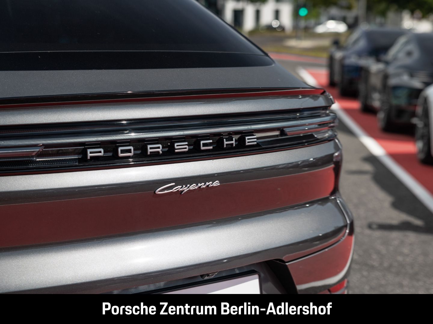 Porsche Cayenne E-Hybrid Coupe Luftfederung Panoramadach