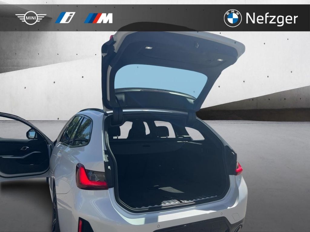 BMW 318 i Touring M Sport Driving Assistant 360°