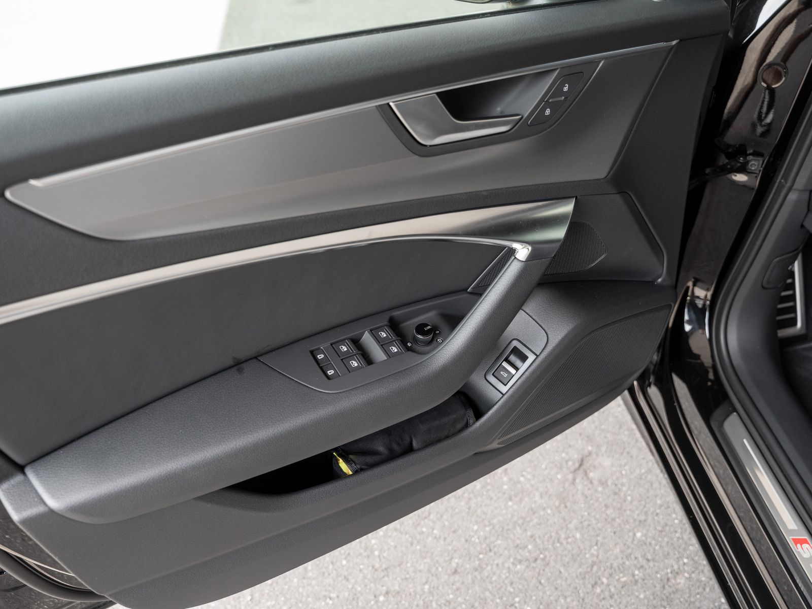 Audi A6 Avant 40 TDI S-Line Quattro S tronic - Samsaru's Car Outlet