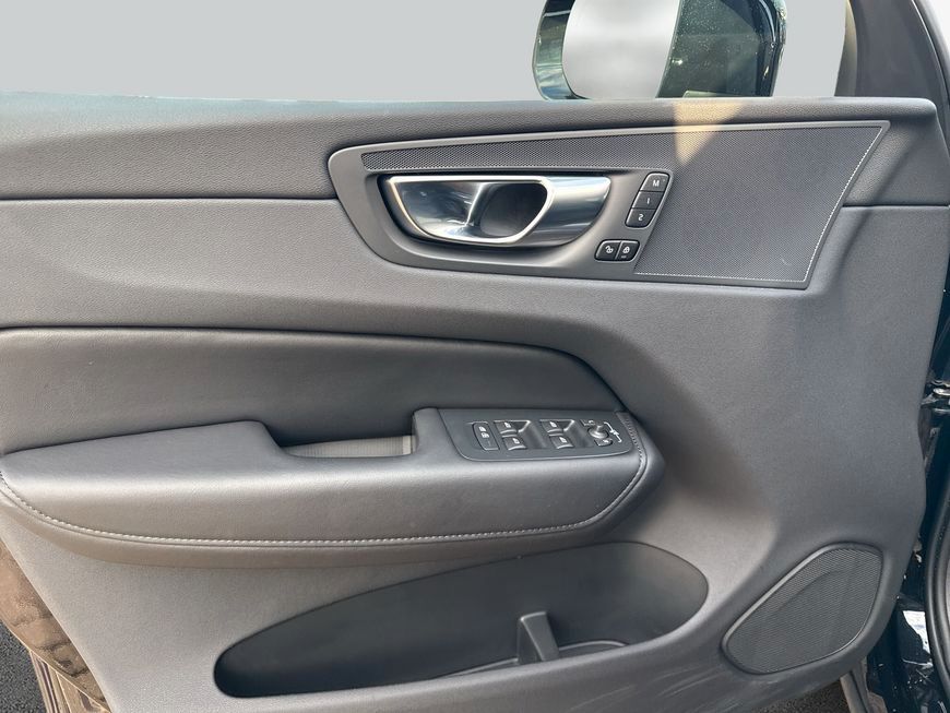 Volvo XC60 B5 B AWD Core