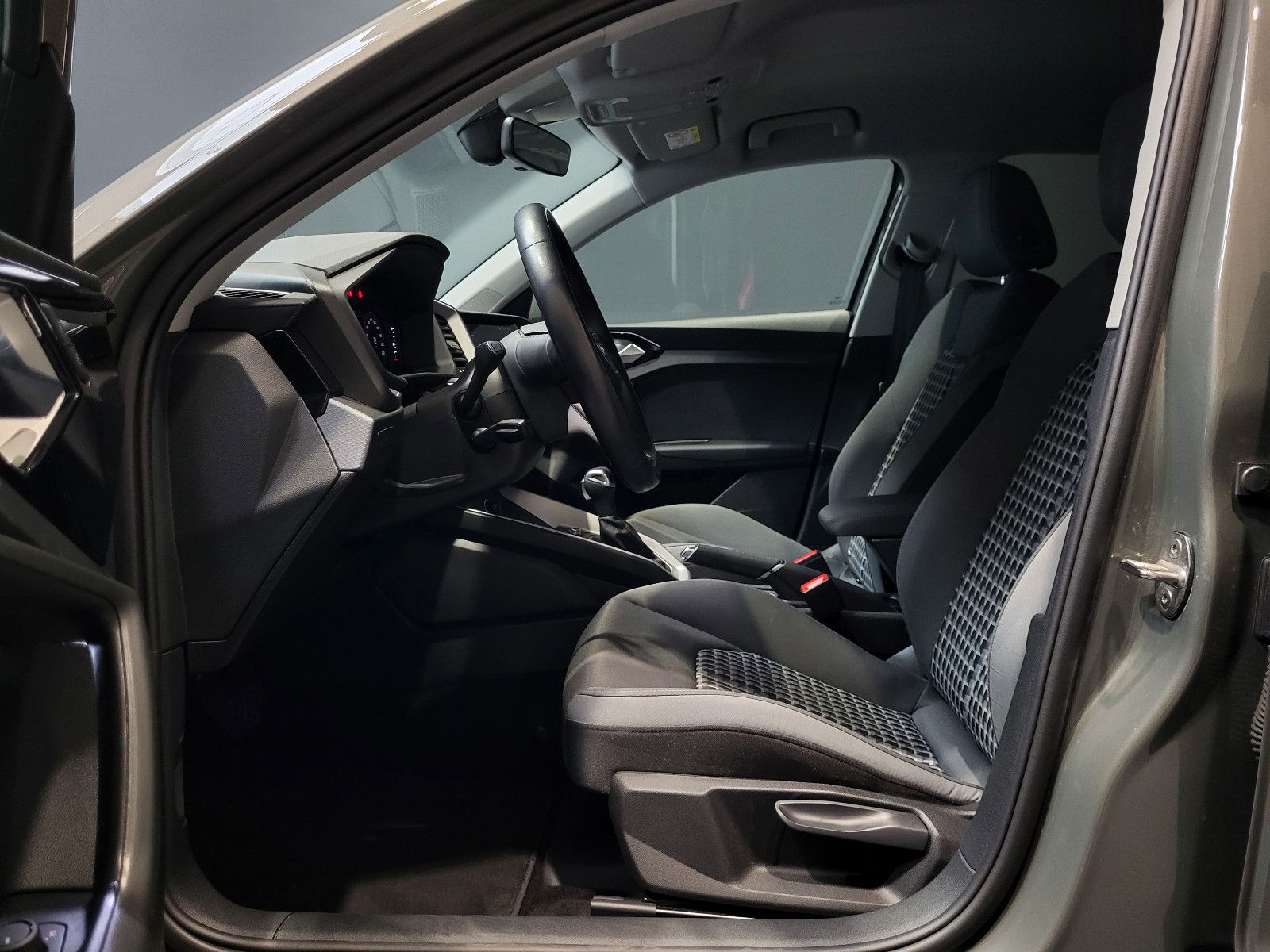 Audi A1 40 TFSI S line *TOP Ausstattung*