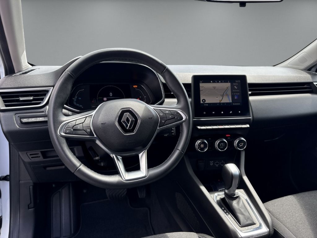 Renault Clio V Experience 1.6 E-TECH Hybrid - Samsaru's Car Outlet
