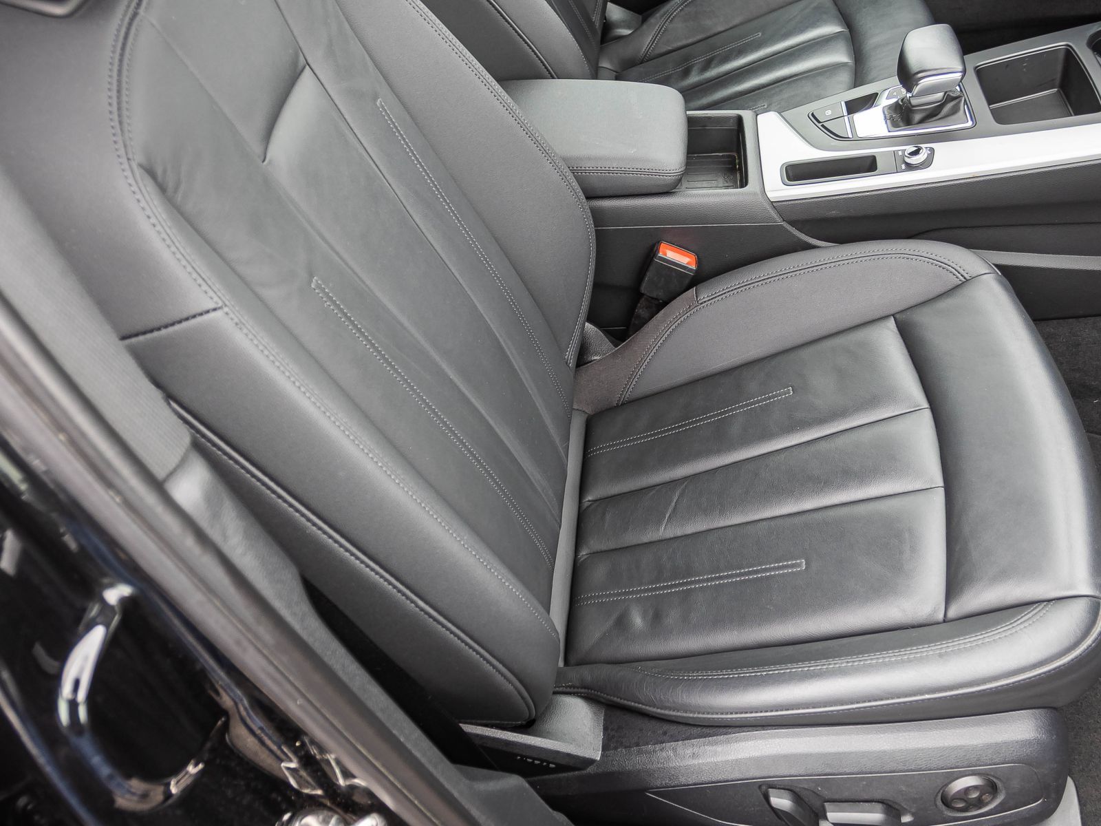 Audi A4 Avant 35TFSI Stronic - Samsaru's Car Outlet