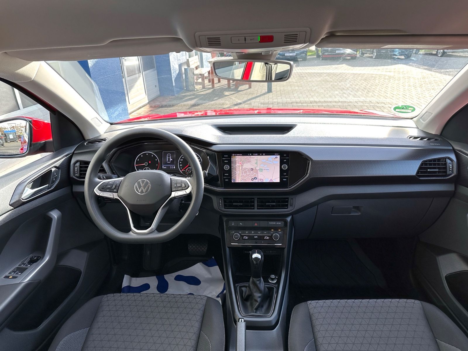 Volkswagen T-Cross 1.0 TSI Life - Samsaru's Car Outlet