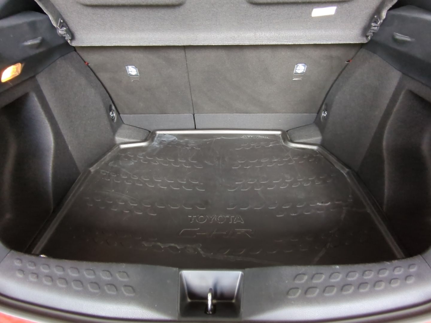 Toyota C-HR Hybrid - Samsaru's Car Outlet