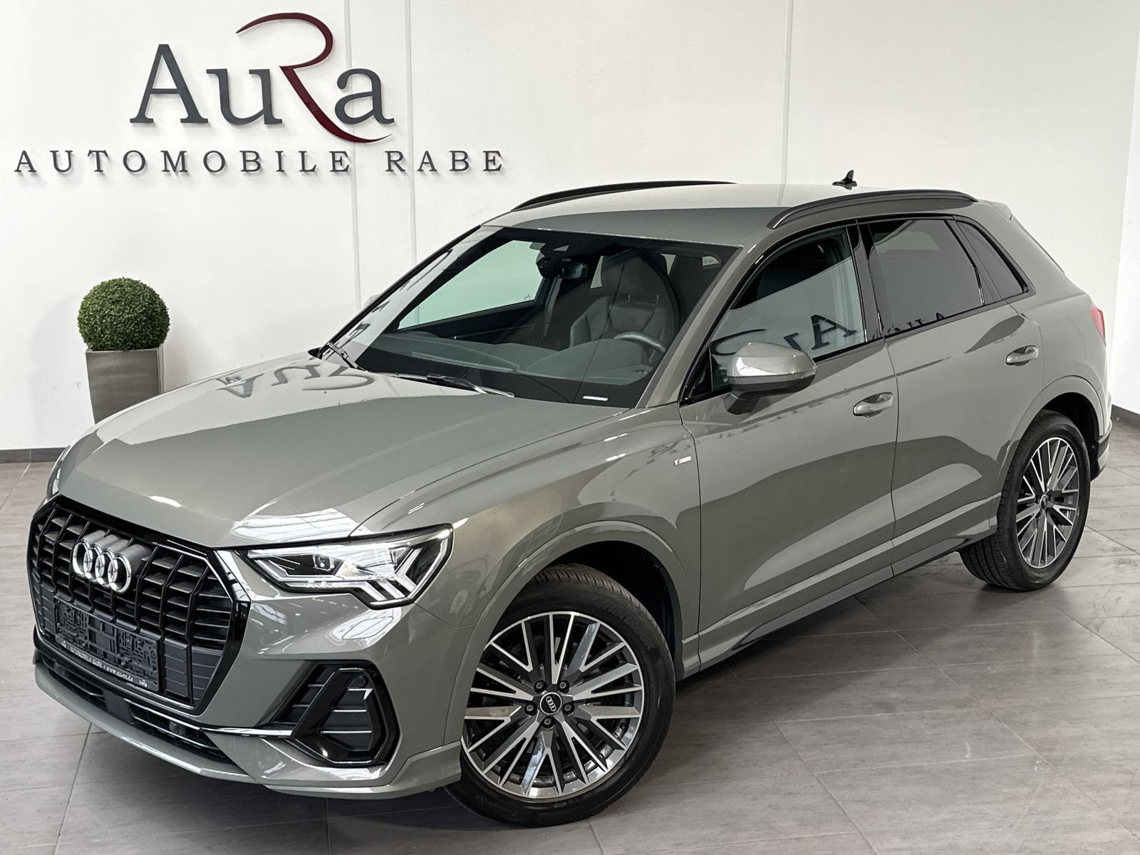 Audi Q3 40 TDI Quattro S-Line - Samsaru's Car Outlet