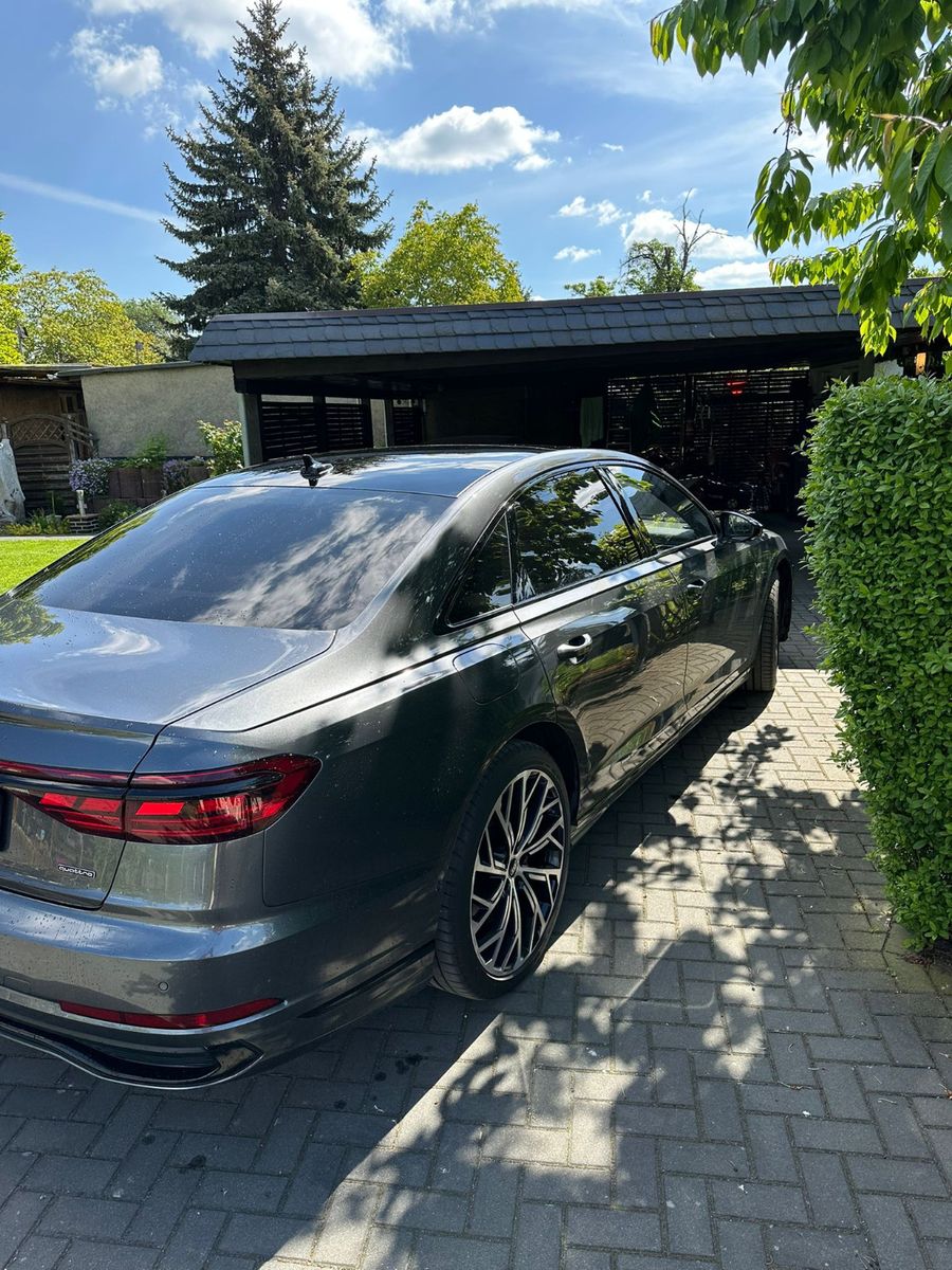 Audi A8 60 TFSI L quattro - Samsaru's Car Outlet