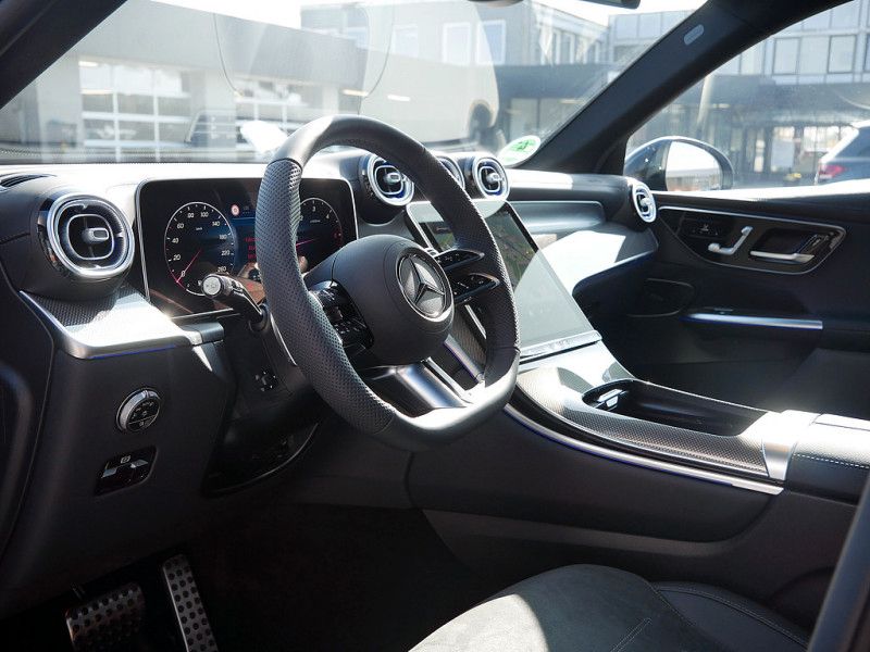 Mercedes-Benz GLC 200 d 4M AMG NIGHT MEMO 360 AHK DISTR KAMERA