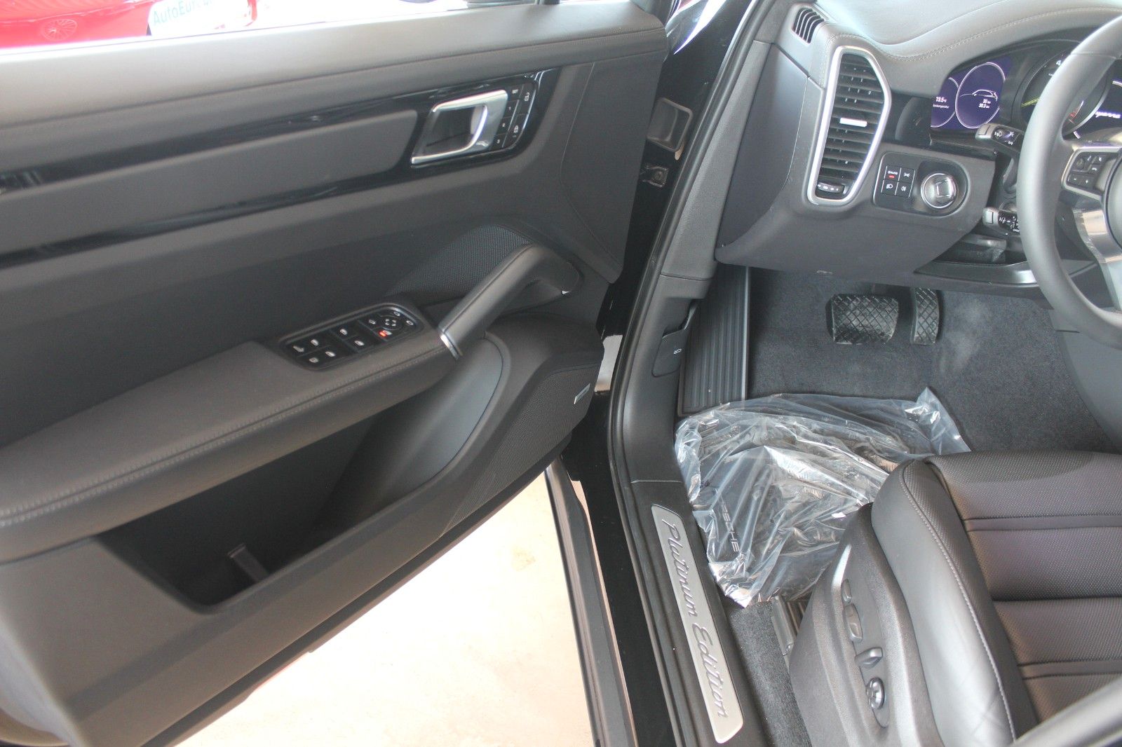Porsche Cayenne E-Hybrid Platinum Edition/NightV/PASM