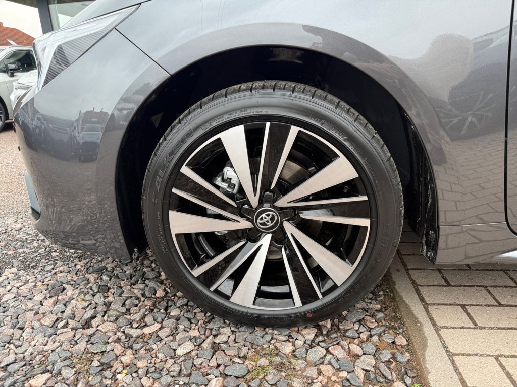 Toyota Corolla 1.8 Hybrid Touring Sports Teamplayer (ZE