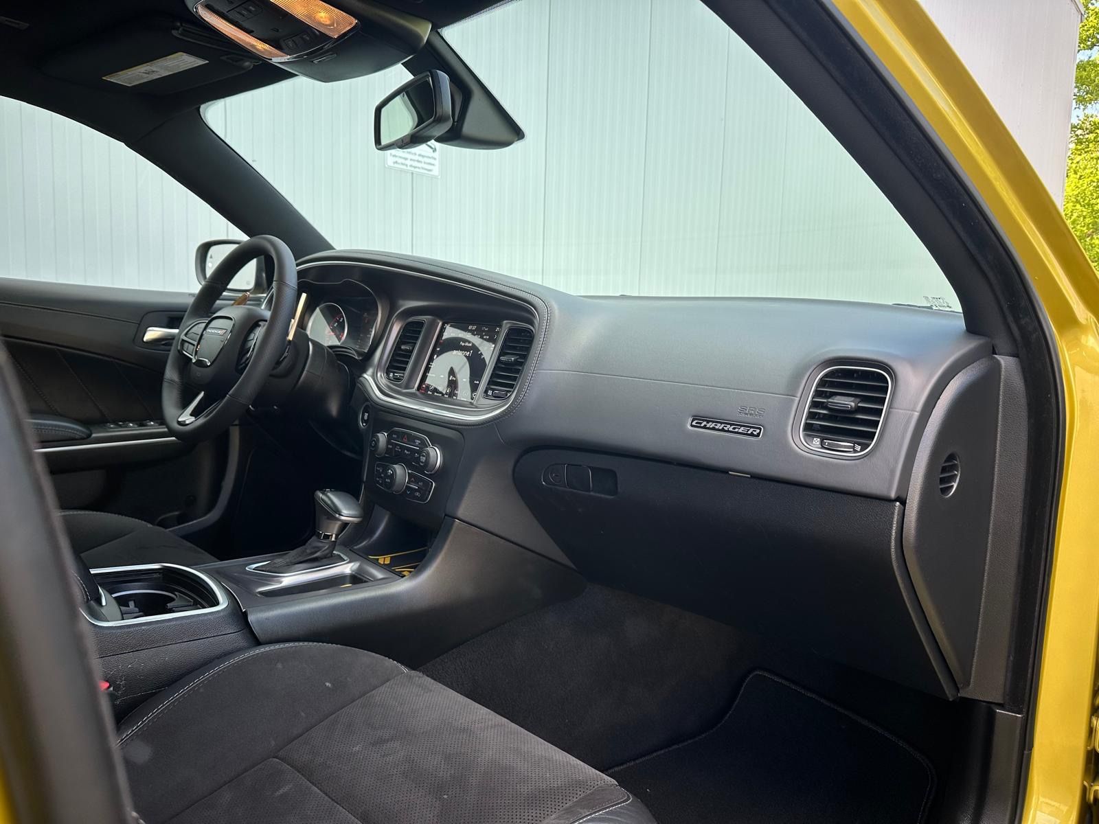 Dodge Charger 5,7 R/T Super Trackpak Navi Kamera Leder
