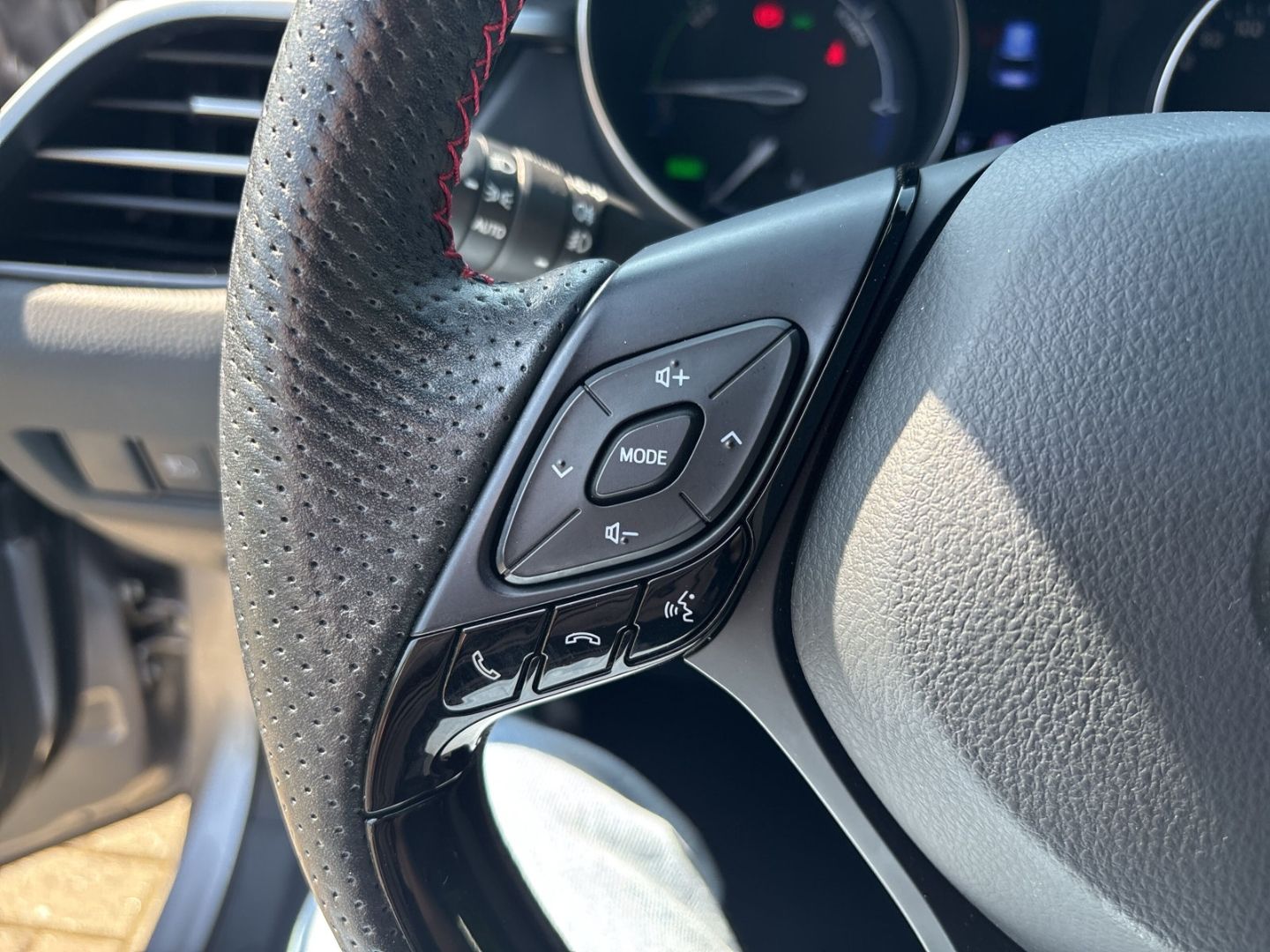 Toyota C-HR Hybrid GR Sport - Samsaru's Car Outlet